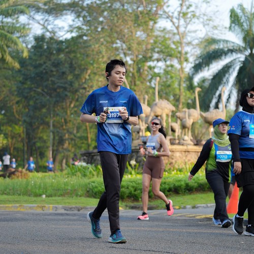 Race photo from BOGORUN 2026