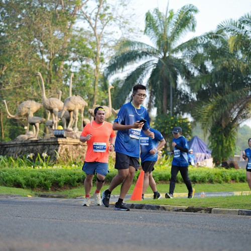 Race photo from BOGORUN 2026