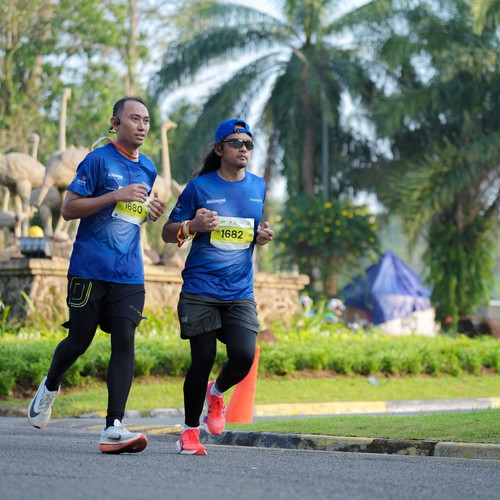 Race photo from BOGORUN 2026