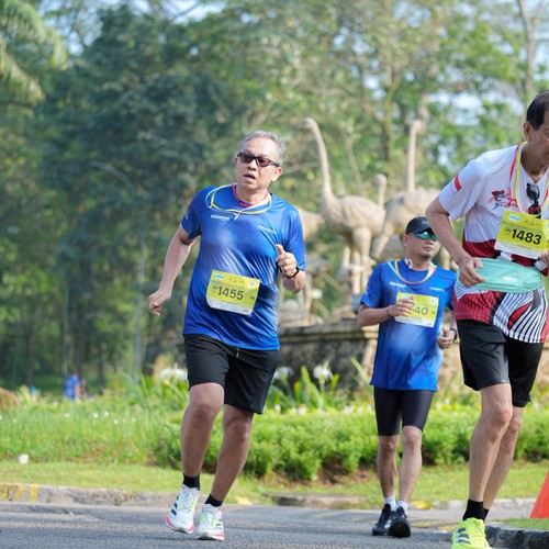 Race photo from BOGORUN 2026