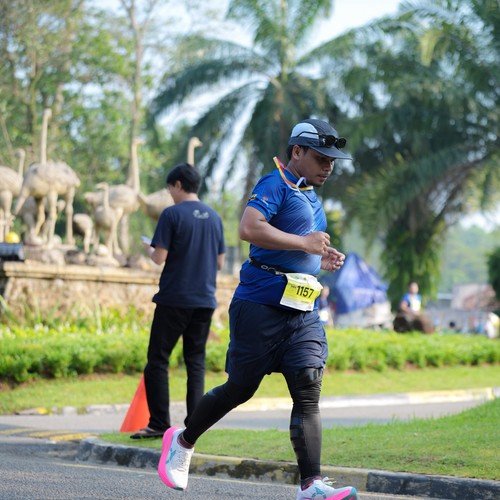 Race photo from BOGORUN 2026