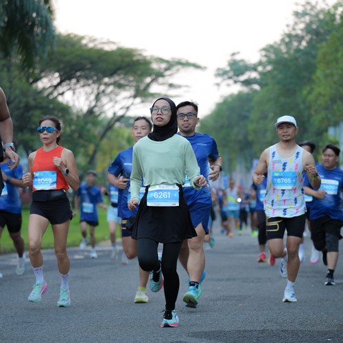 Race photo from BOGORUN 2026