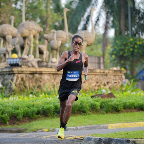 Race photo from BOGORUN 2026