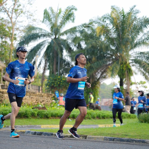 Race photo from BOGORUN 2026