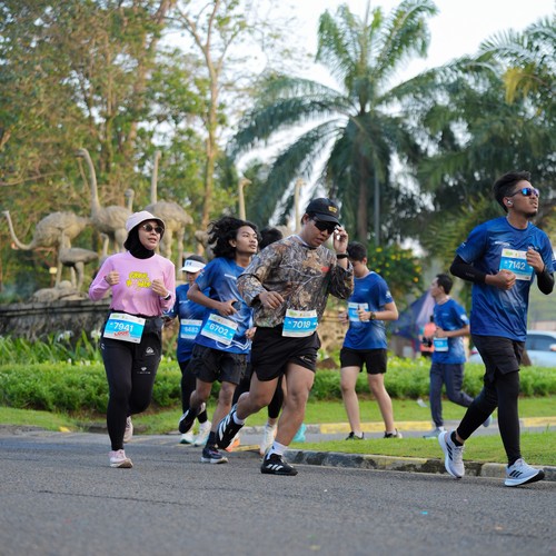Race photo from BOGORUN 2026