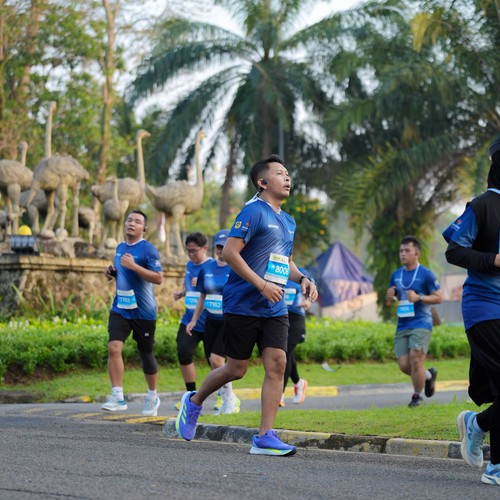 Race photo from BOGORUN 2026