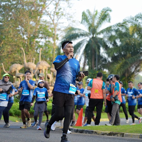 Race photo from BOGORUN 2026