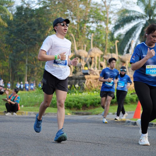 Race photo from BOGORUN 2026