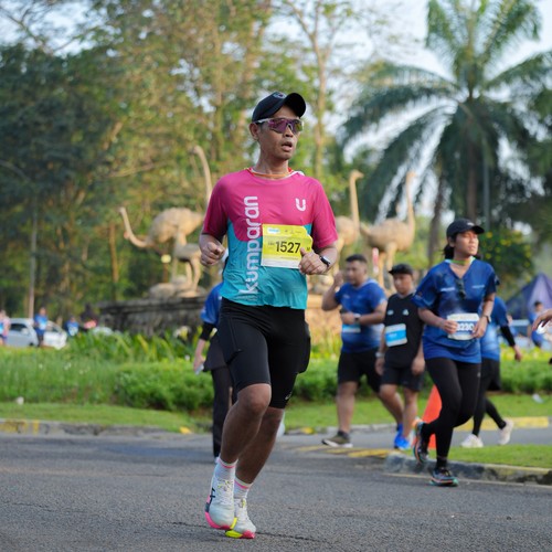 Race photo from BOGORUN 2026