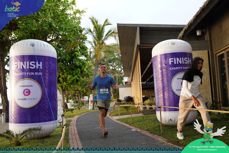 Race photo from Telin Batic 2024 Photo Search