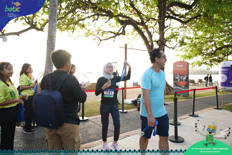 Race photo from Telin Batic 2024 Photo Search