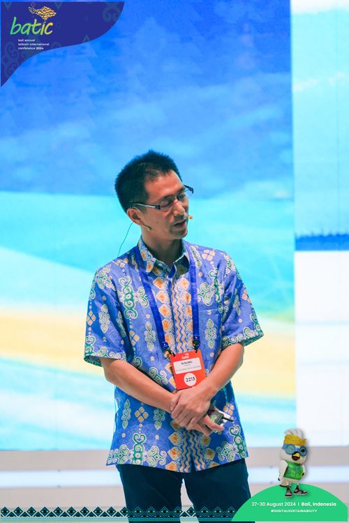 Race photo from Telin Batic 2024 Photo Search