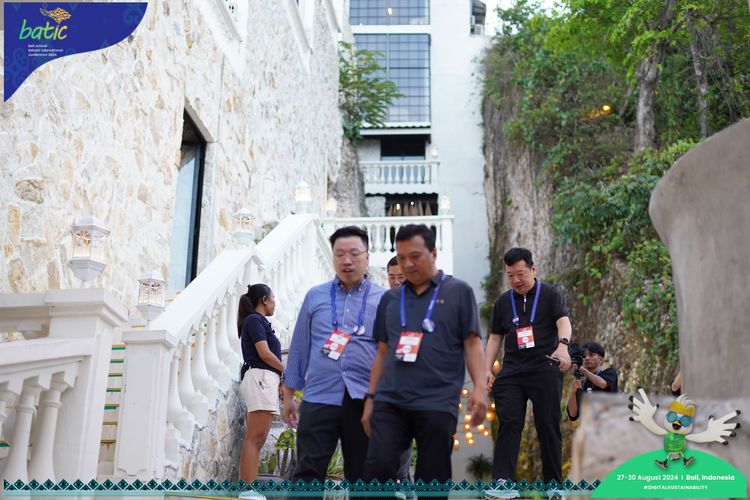 Race photo from Telin Batic 2024 Photo Search