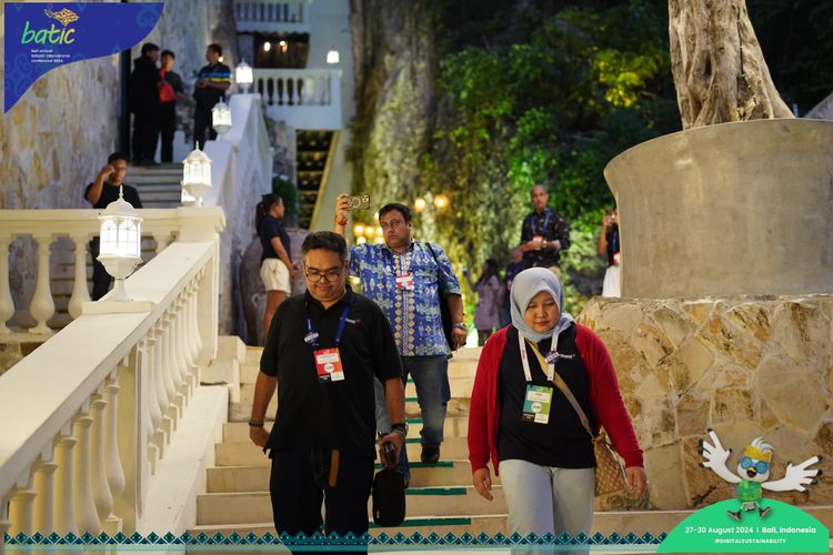 Race photo from Telin Batic 2024 Photo Search