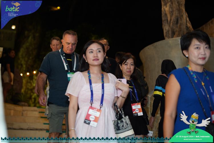 Race photo from Telin Batic 2024 Photo Search