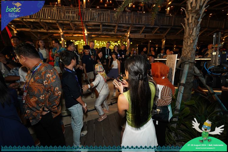 Race photo from Telin Batic 2024 Photo Search