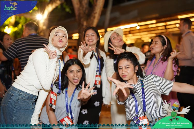 Race photo from Telin Batic 2024 Photo Search