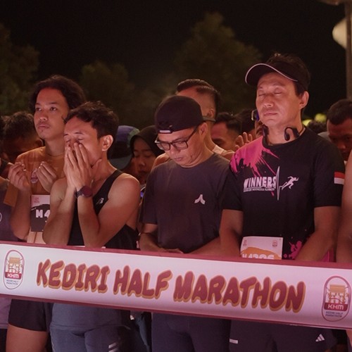 Race photo from KEDIRI HALF MARATHON 2026