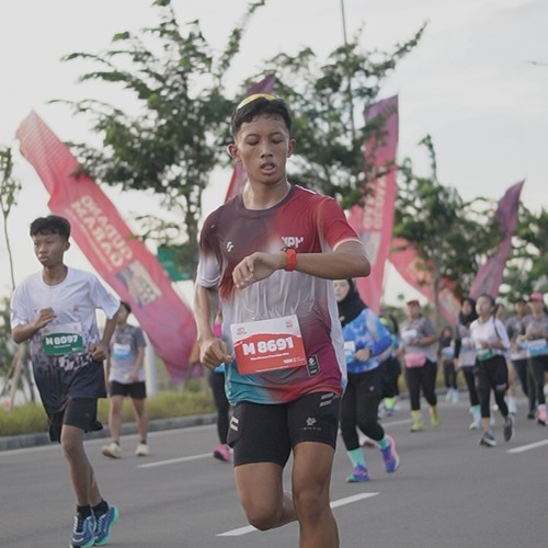 Race photo from KEDIRI HALF MARATHON 2026