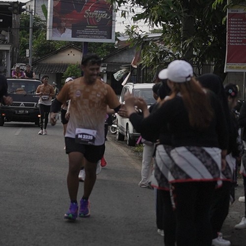 Race photo from KEDIRI HALF MARATHON 2026