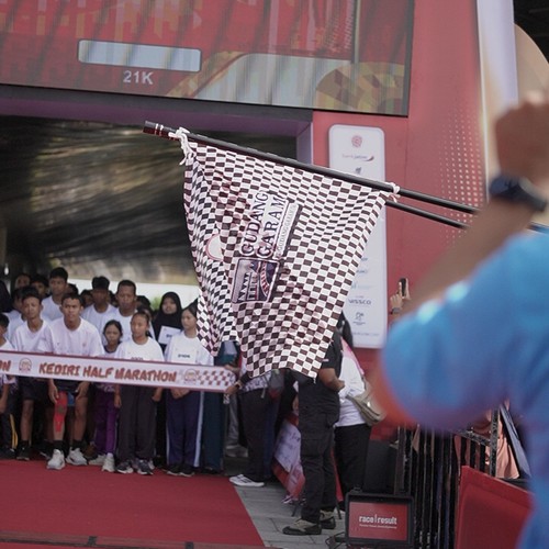 Race photo from KEDIRI HALF MARATHON 2026