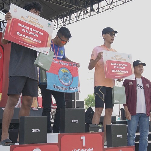 Race photo from KEDIRI HALF MARATHON 2026