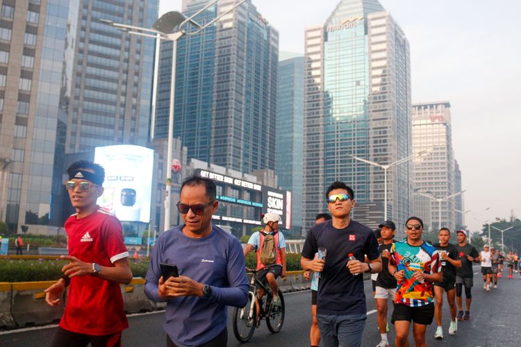 Race photo from Nu Skin RUN 10K Vibes 2024