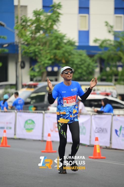 Race photo from SURABAYA ISOPLUS MARATHON 2025
