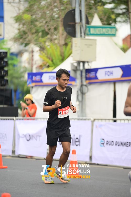 Race photo from SURABAYA ISOPLUS MARATHON 2025