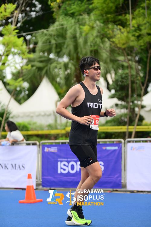 Race photo from SURABAYA ISOPLUS MARATHON 2025