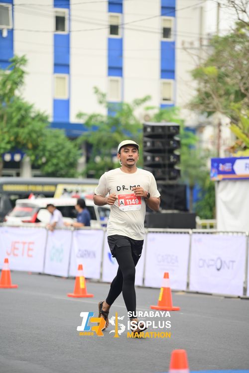 Race photo from SURABAYA ISOPLUS MARATHON 2025