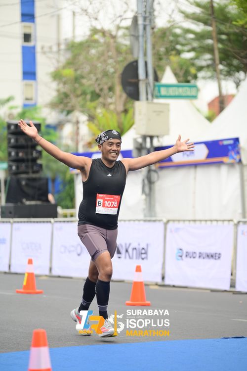 Race photo from SURABAYA ISOPLUS MARATHON 2025