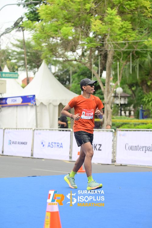 Race photo from SURABAYA ISOPLUS MARATHON 2025