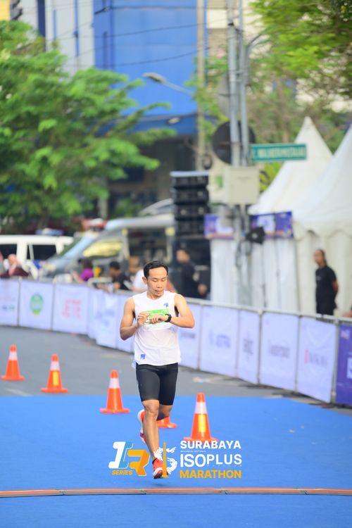 Race photo from SURABAYA ISOPLUS MARATHON 2025