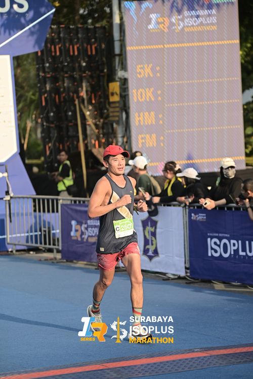 Race photo from SURABAYA ISOPLUS MARATHON 2025