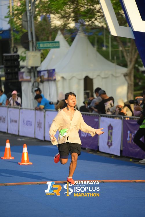 Race photo from SURABAYA ISOPLUS MARATHON 2025