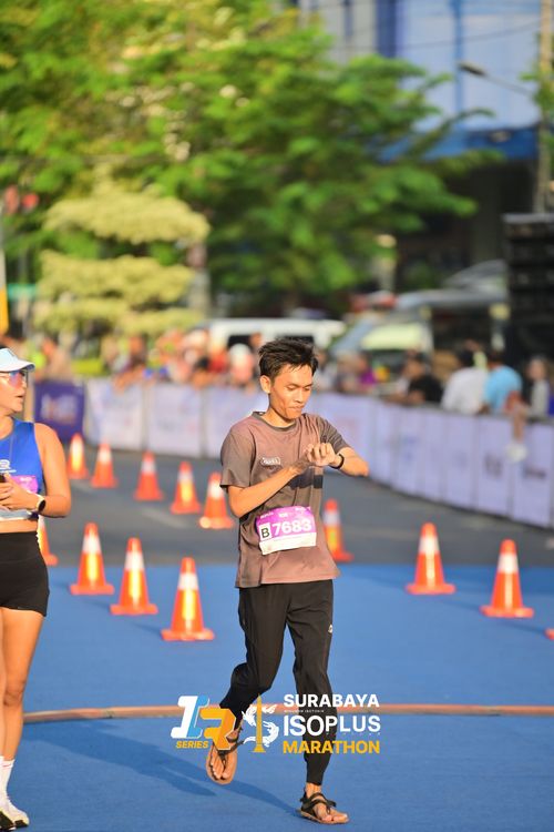 Race photo from SURABAYA ISOPLUS MARATHON 2025