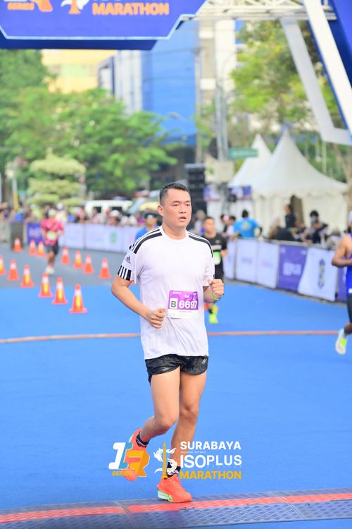 Race photo from SURABAYA ISOPLUS MARATHON 2025