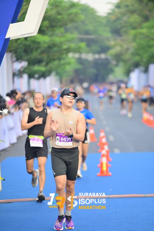 Race photo from SURABAYA ISOPLUS MARATHON 2025