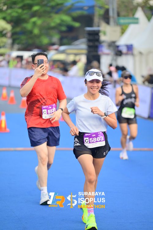 Race photo from SURABAYA ISOPLUS MARATHON 2025