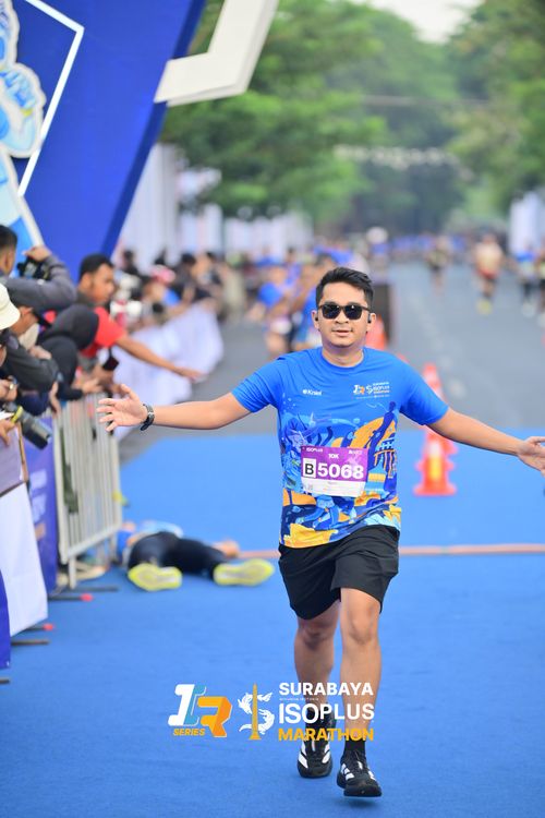 Race photo from SURABAYA ISOPLUS MARATHON 2025