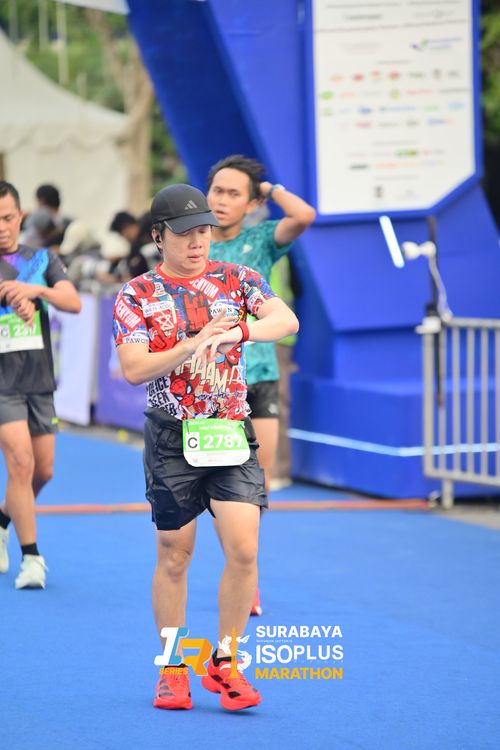 Race photo from SURABAYA ISOPLUS MARATHON 2025