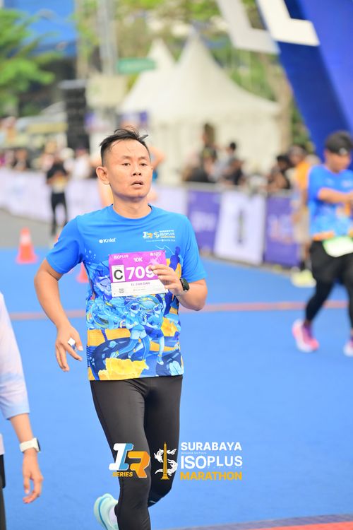 Race photo from SURABAYA ISOPLUS MARATHON 2025