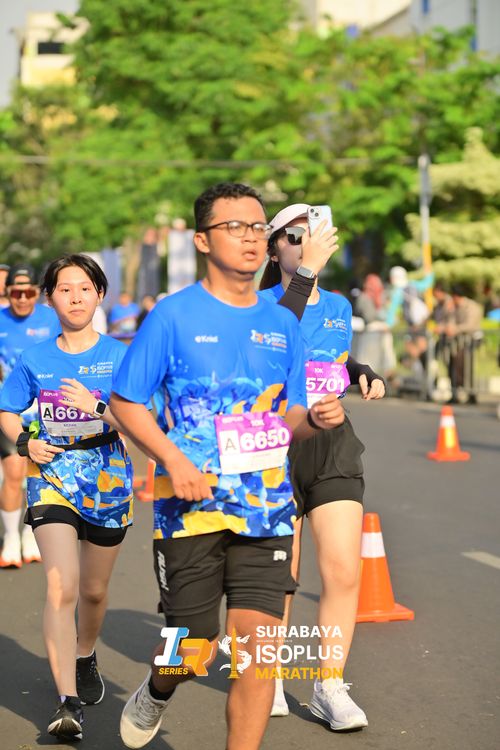 Race photo from SURABAYA ISOPLUS MARATHON 2025