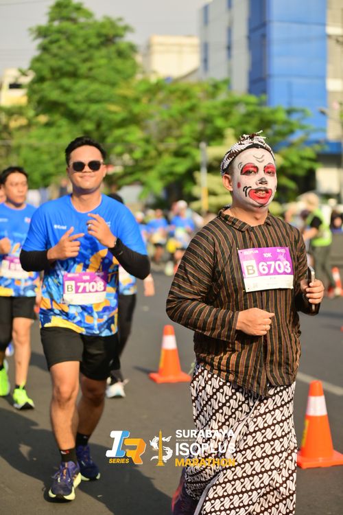 Race photo from SURABAYA ISOPLUS MARATHON 2025