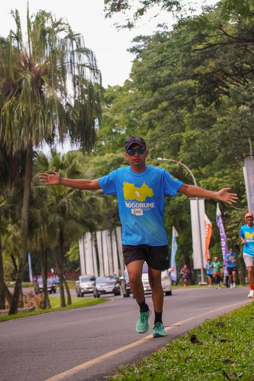 Race photo from Chasing Bogorun 2025