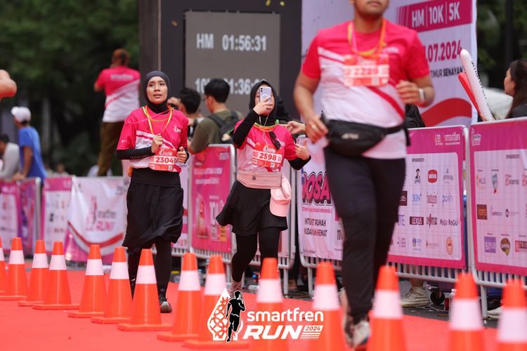 Race photo from Smartfren Run 2024