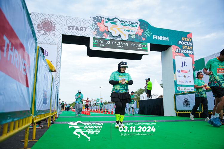 Race photo from Arutmin Borneo Run 2024