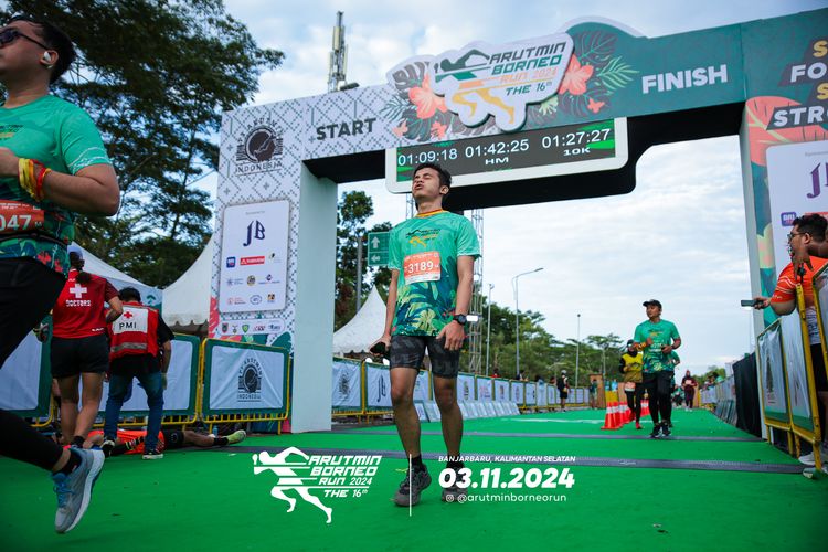 Race photo from Arutmin Borneo Run 2024
