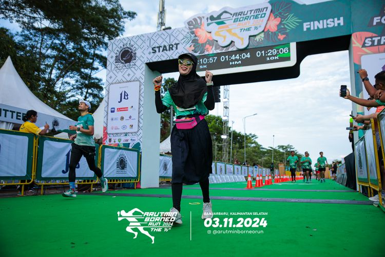 Race photo from Arutmin Borneo Run 2024